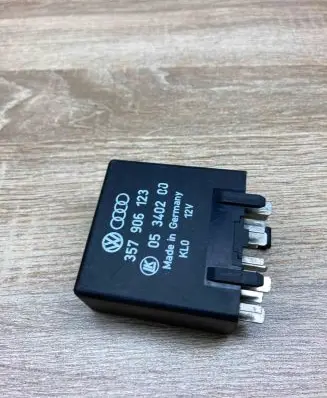 Volkswagen PASSAT B3 Other relay 357906123 5340200