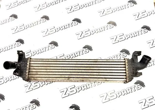 Volvo V50 Intercooler air channel guide 