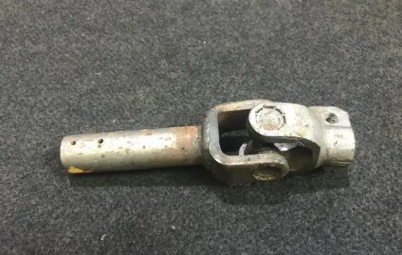 Mitsubishi Colt Steering column universal joint