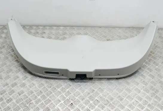 Nissan Leaf II (ZE1) Tailgate trim 909015SH0A
