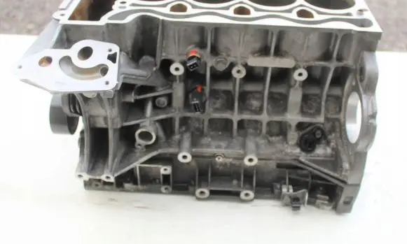 BMW 3 E90 E91 Engine block 