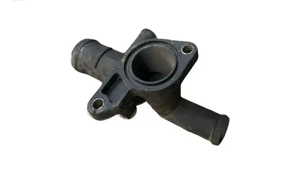 Volkswagen Golf IV Engine coolant pipe/hose 06A121133J