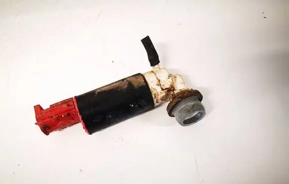 Toyota Corolla Verso AR10 Windscreen/windshield washer pump 
