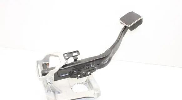 Aston Martin Vantage IV Brake pedal HY532450BE