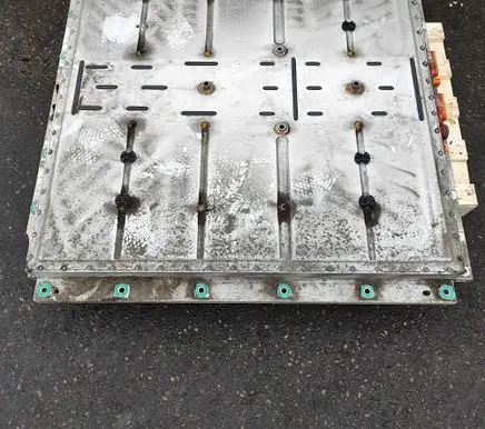 Skoda Enyaq iV Hybrid / electric car battery 0Z1915911R 396V