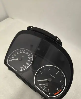BMW 1 E81 E87 Speedometer (instrument cluster) 9110195 102495251