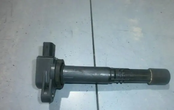 Honda Civic High voltage ignition coil 099700070