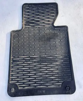 BMW 3 E46 Front floor mat 9408540 82599410891 82559408540