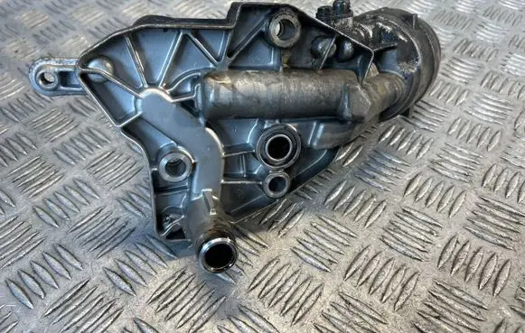 Opel Insignia A Engine oil radiator 00055565958