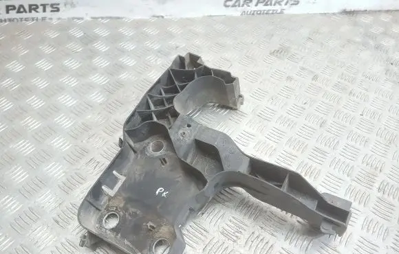 Renault Megane II Side radiator support slam panel 8200137496