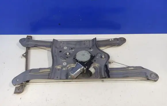 Mitsubishi Grandis Front door window regulator with motor MR989948 0620402210