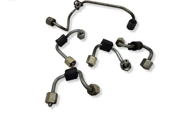 Skoda Octavia Mk3 (5E) Fuel injector supply line/pipe 130806