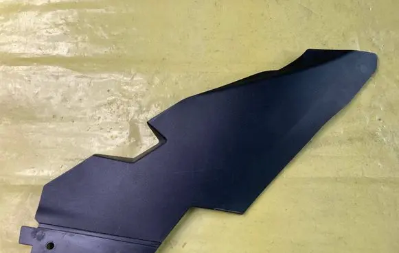 Mercedes-Benz B W245 Radiator trim A1698210436 90080102