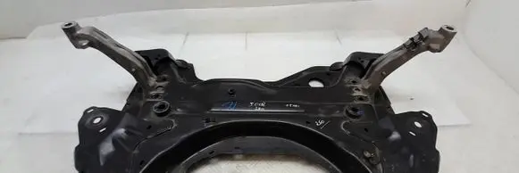 Peugeot 5008 II Front subframe 94703M01