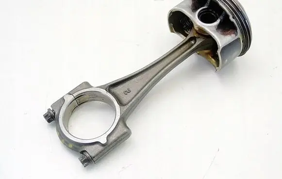 Mazda 6 Piston with connecting rod 083146