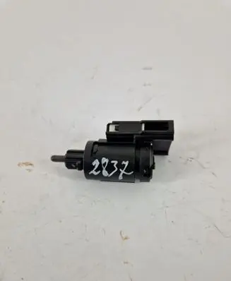 Audi A6 S6 C6 4F Brake pedal sensor switch 3B0945511C