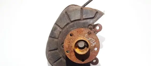 Volkswagen Golf V Front wheel hub