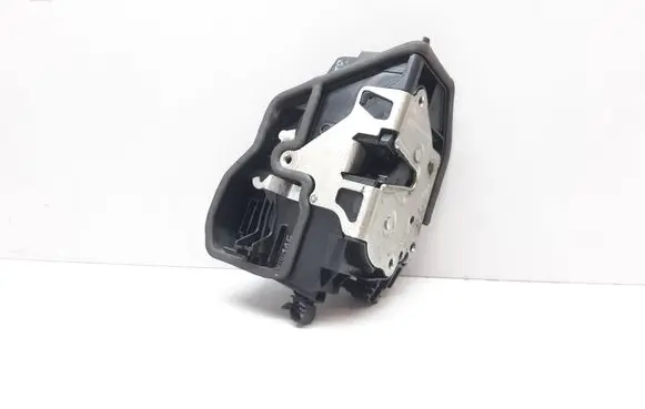 BMW X5 E70 Front door lock 7202146