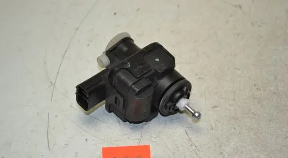 Mazda 323 Headlight level adjustment motor 6GEN