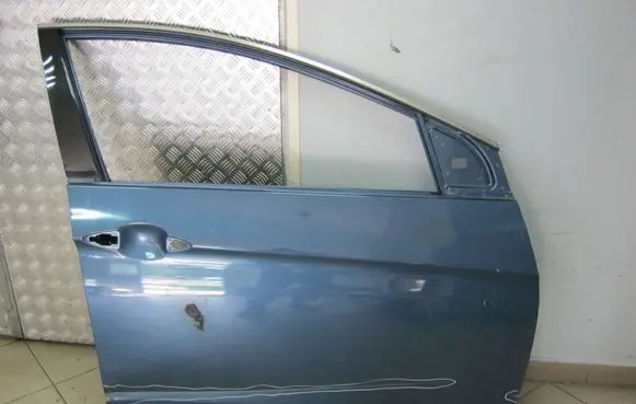 Hyundai i40 Front door