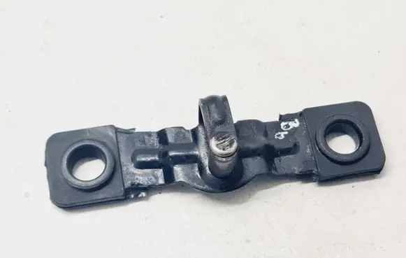 Volkswagen PASSAT B6 Loading door lock loop/hook striker 3C9827507