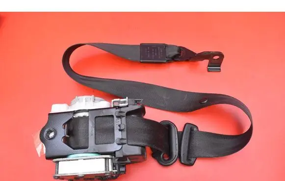 Audi Q5 SQ5 8R Front seatbelt 8R1857705J