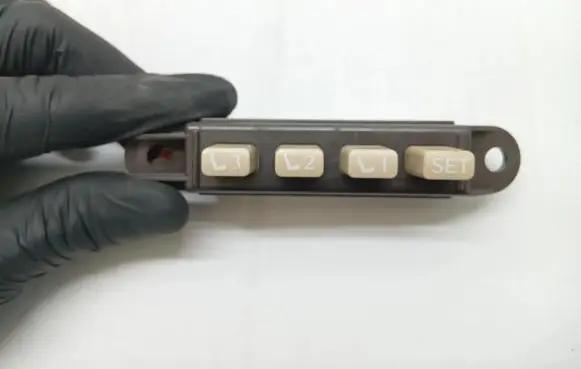 Lexus IS 220D-250-350 Seat control switch 15A989