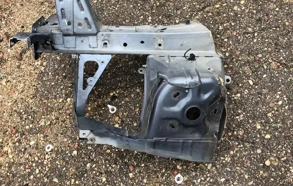 Renault Megane III Front side member 641014716R