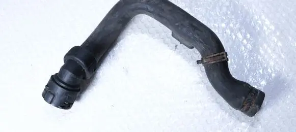 Audi A4 S4 B7 8E 8H Engine coolant pipe/hose 8E0121101C