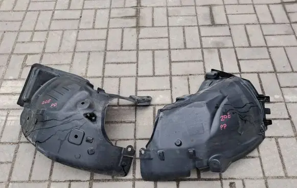 Renault Zoe Front wheel arch liner splash guards 638428423R 638447809R
