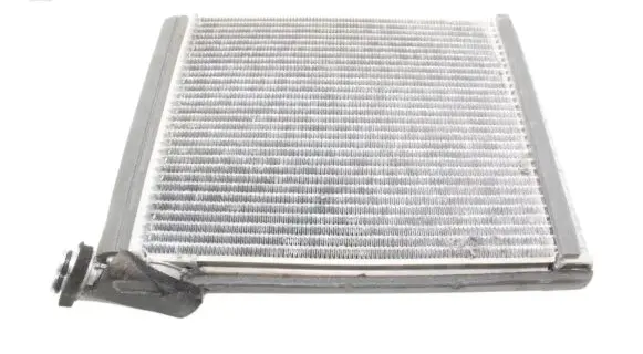 Toyota Yaris Air conditioning (A/C) radiator (interior) 