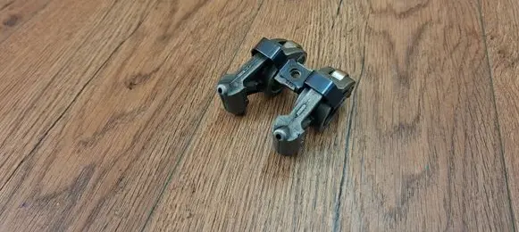 Renault Vel Satis Valve rocker arm 8200007915