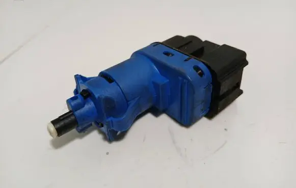 Mazda 6 Brake pedal sensor switch Bn7n