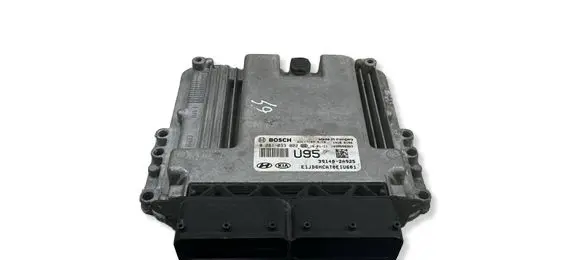 KIA Ceed Engine control unit/module 391402A925 0281033002