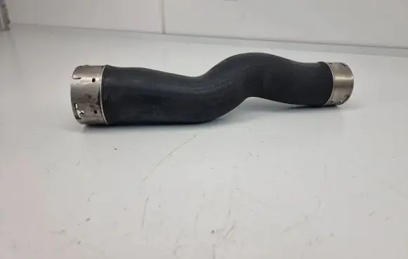BMW 5 F10 F11 Intercooler hose/pipe 52110PA