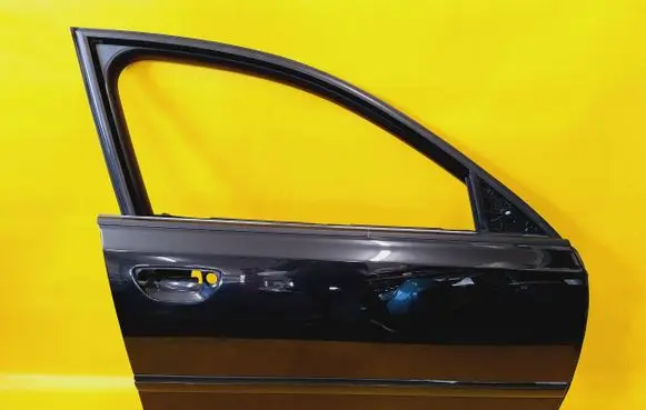 Audi A8 S8 D3 4E Front door
