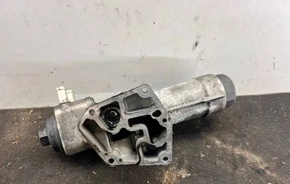 Volkswagen Sharan Oil filter mounting bracket 038115466 V2277