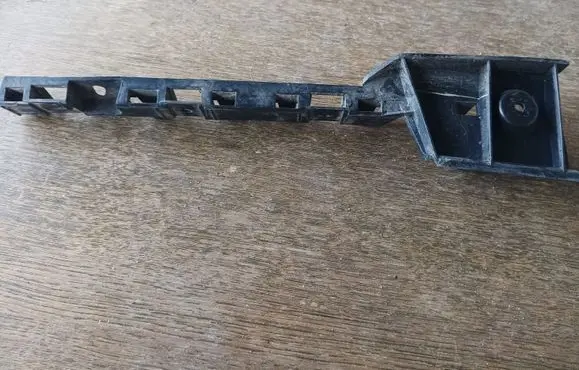 BMW 1 E81 E87 Bumper support mounting bracket corner 7184355 65998910
