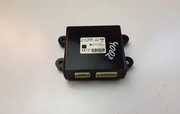Mitsubishi Outlander Door central lock control unit/module 8637B328