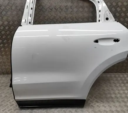 Porsche Cayenne (9Y0 9Y3) Rear door 9Y3833051AY