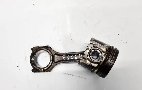 Mazda 5 Piston with connecting rod