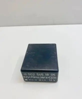 Mercedes-Benz SLC C107 Other relay A0025451805 0025451805