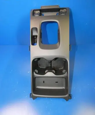 Volvo XC40 Center console