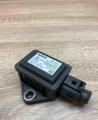 Audi A6 S6 C5 4B ESP acceleration yaw rate sensor 8E0907637A 0265005245 WithPlug