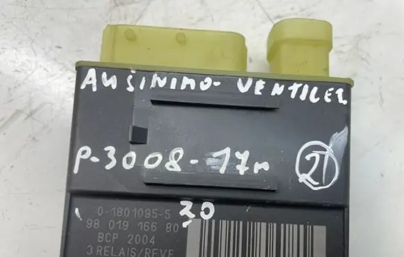 Peugeot 3008 II Coolant fan relay 9801916680