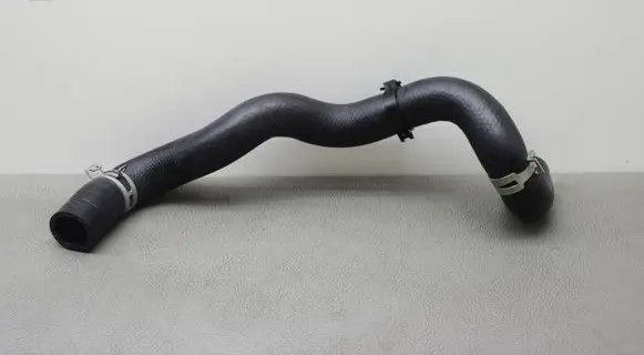 Lexus RX 450H Engine coolant pipe/hose