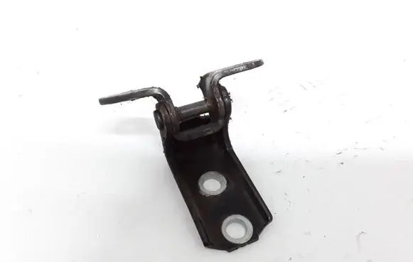 Toyota Verso Rear door lower hinge ES034809