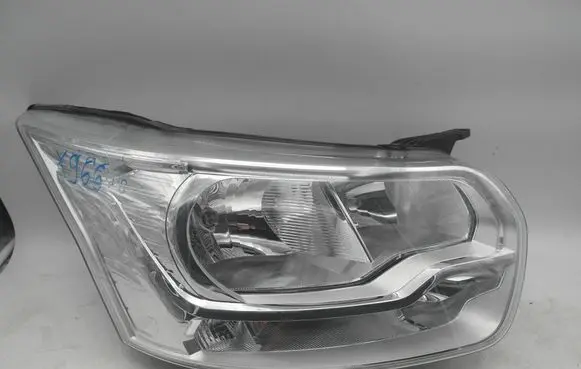 Ford Transit VII Headlight/headlamp BK3113D152BF 011A02A00RL