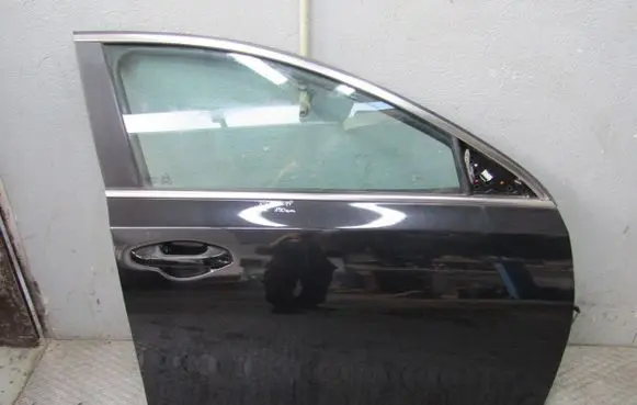 KIA Xceed Front door