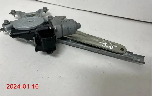 Nissan Juke I F15 Rear door window regulator motor 82731-0V01B